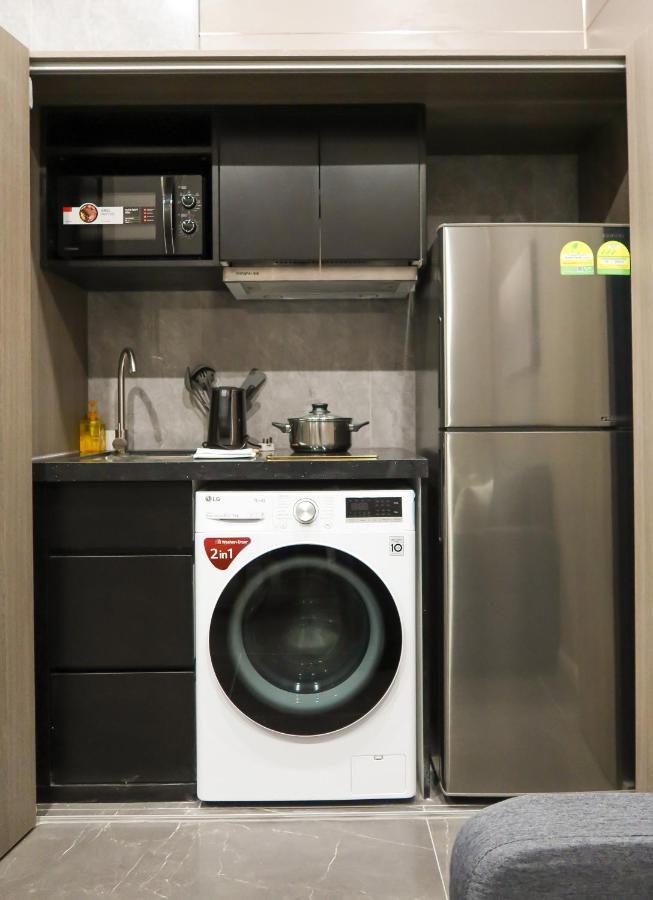 Recharge Studio Apartment & Suites Singapura Luaran gambar
