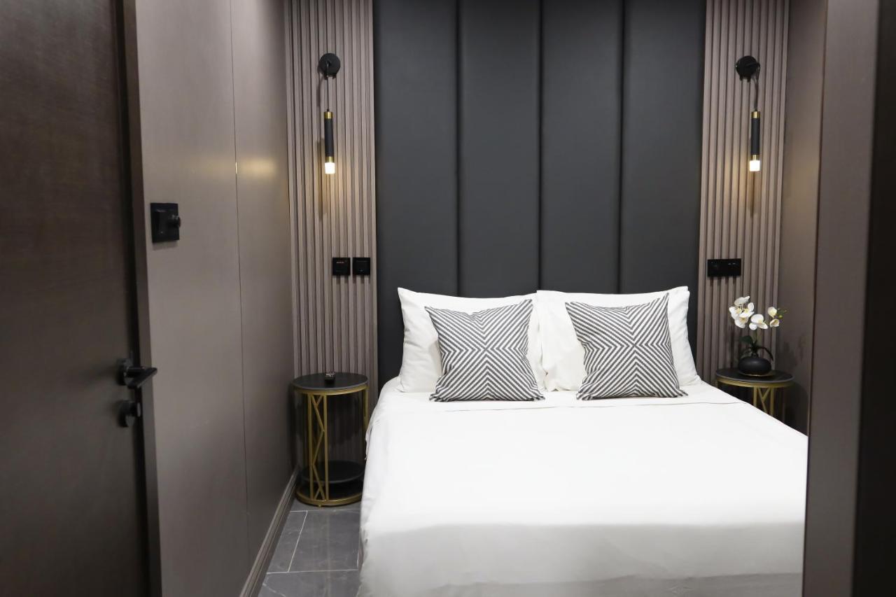 Recharge Studio Apartment & Suites Singapura Luaran gambar
