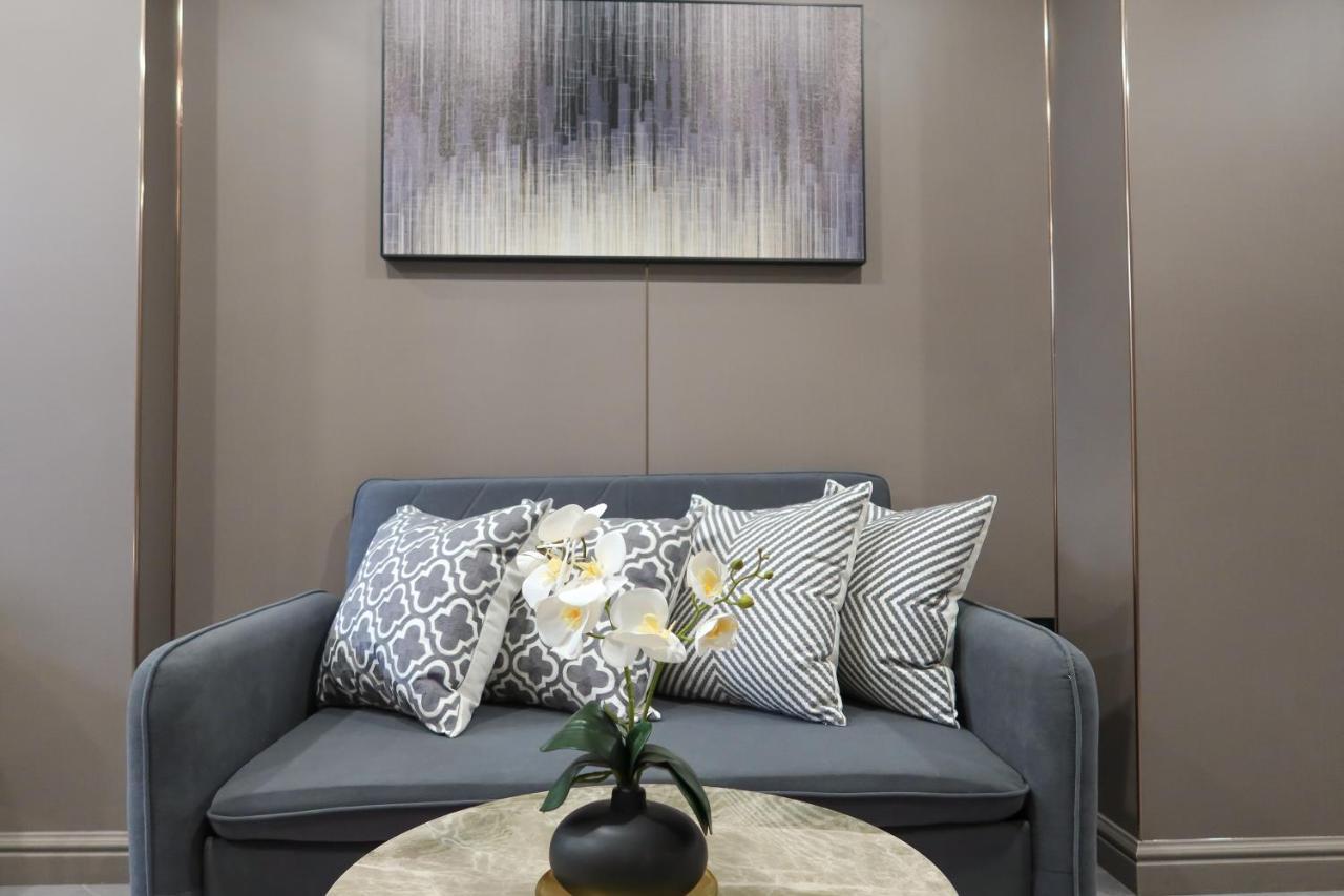 Recharge Studio Apartment & Suites Singapura Luaran gambar