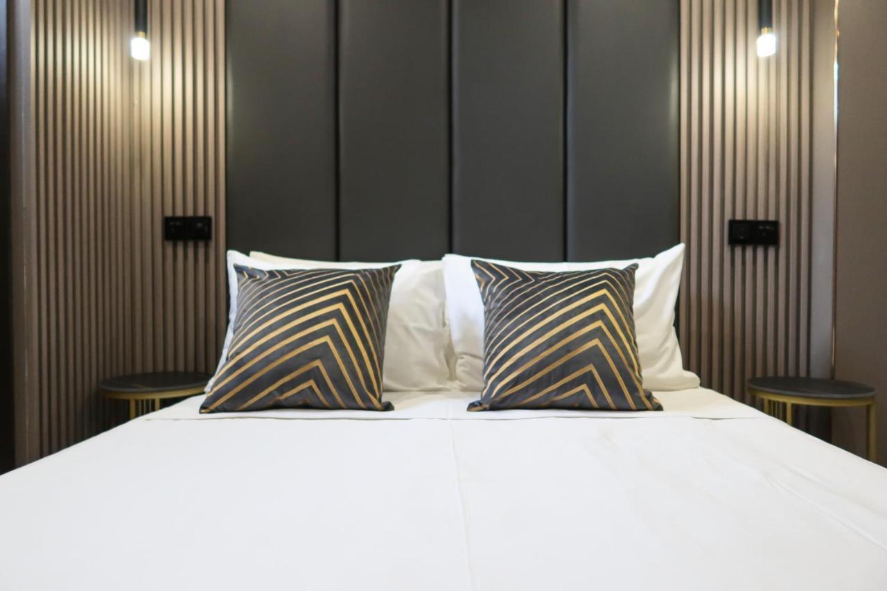 Recharge Studio Apartment & Suites Singapura Luaran gambar