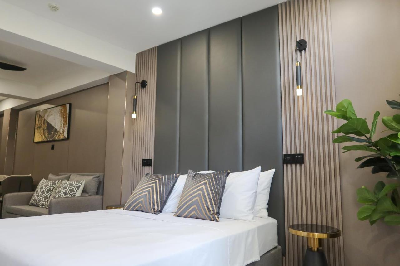 Recharge Studio Apartment & Suites Singapura Luaran gambar