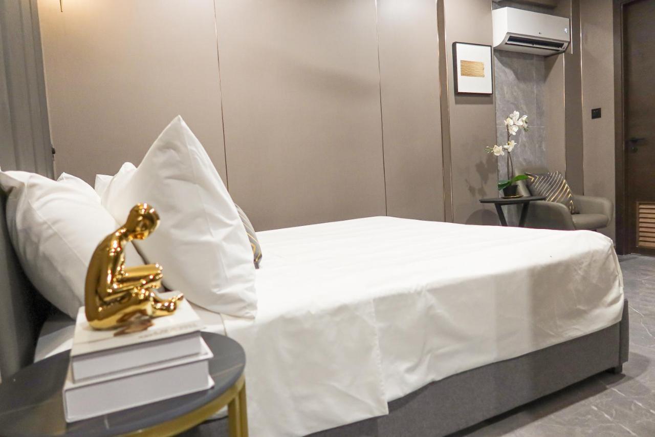 Recharge Studio Apartment & Suites Singapura Luaran gambar